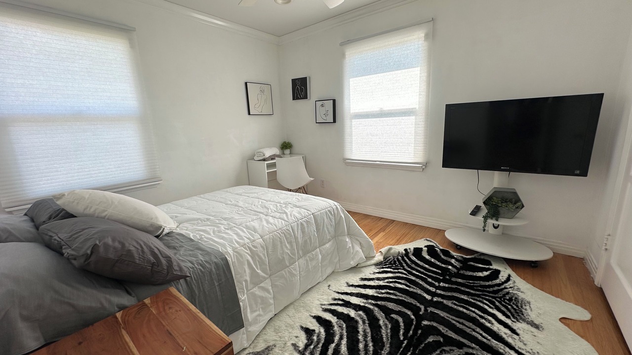 Photo of Bedroom in Los Altos
