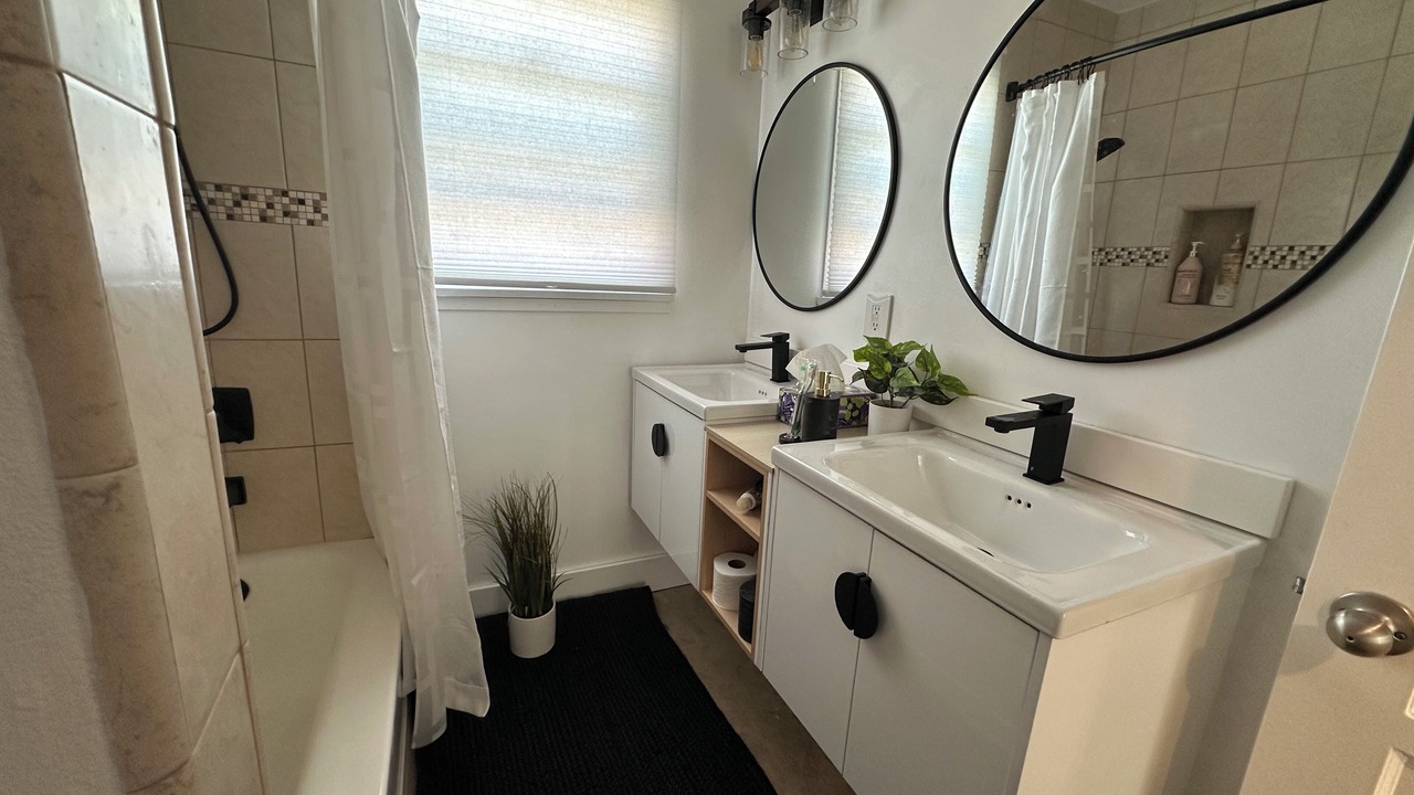 Photo of Bathroom in Los Altos