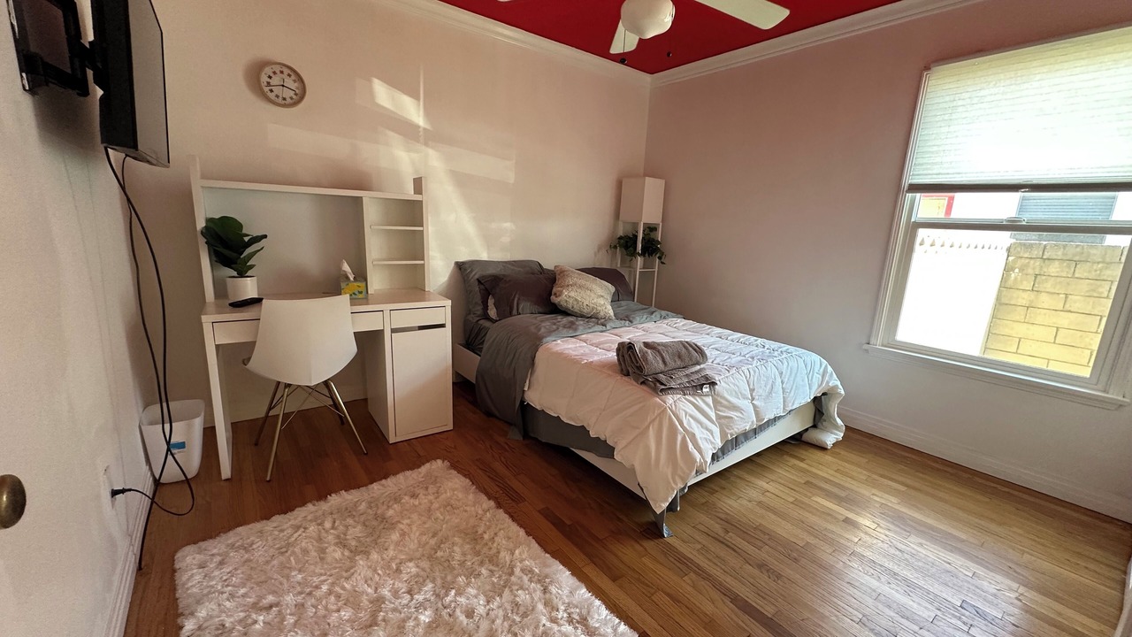 Photo of Bedroom in Los Altos