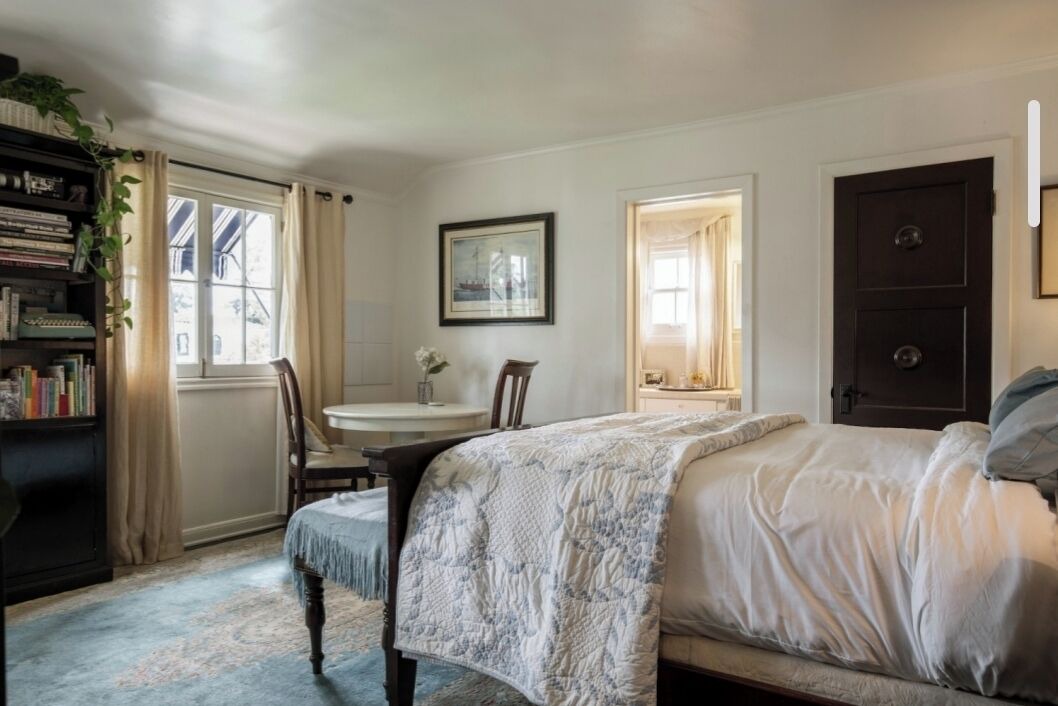 Photo of Bedroom in Windsor Square