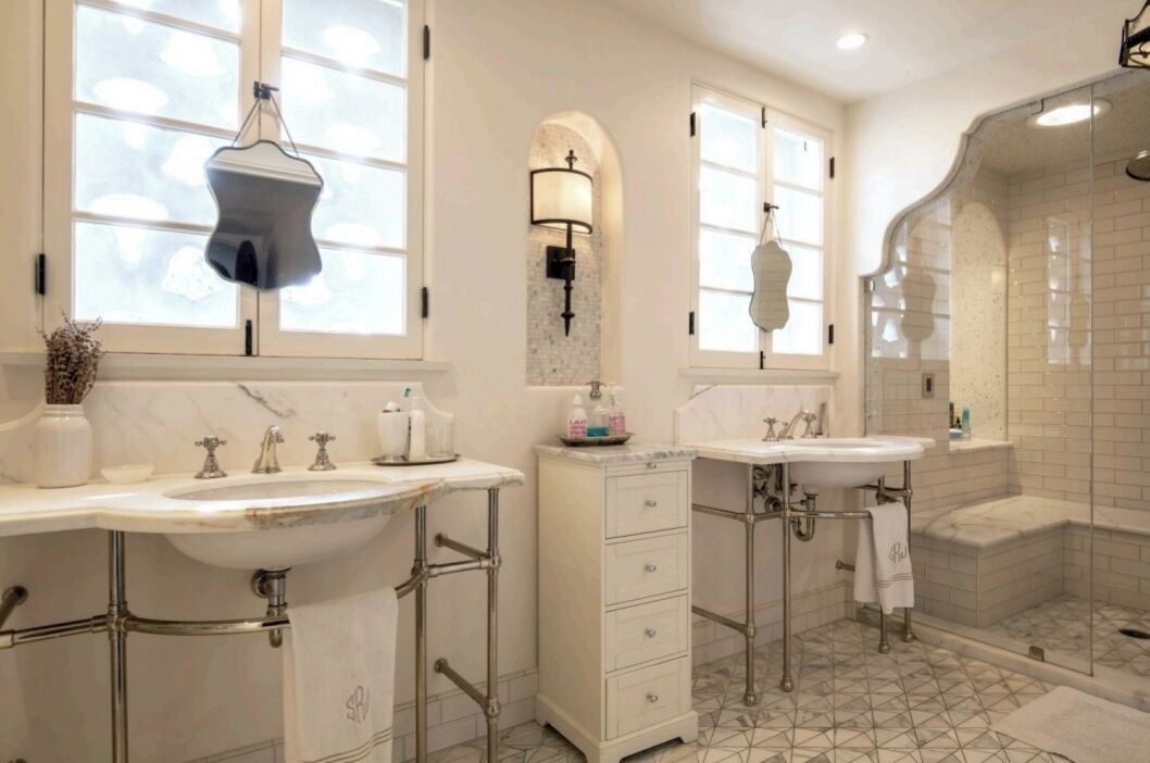 Photo of Bathroom in Windsor Square