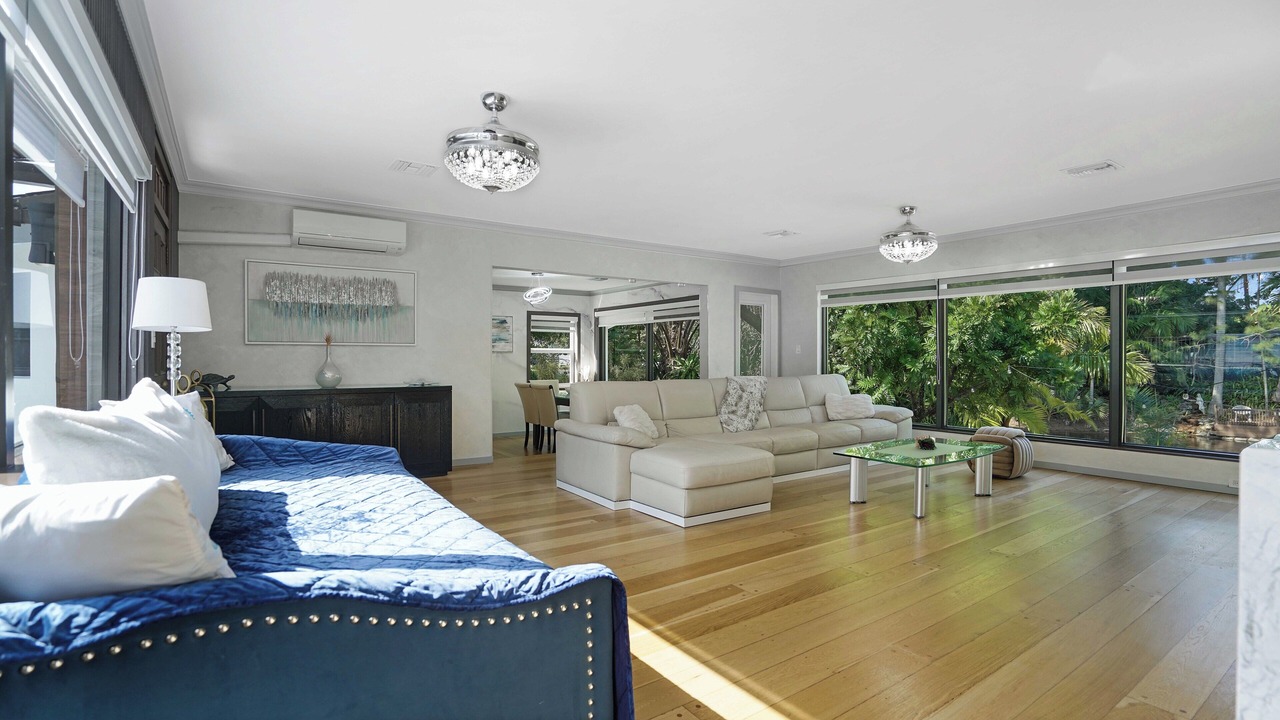 Photo of Livingroom in Lazy Lake