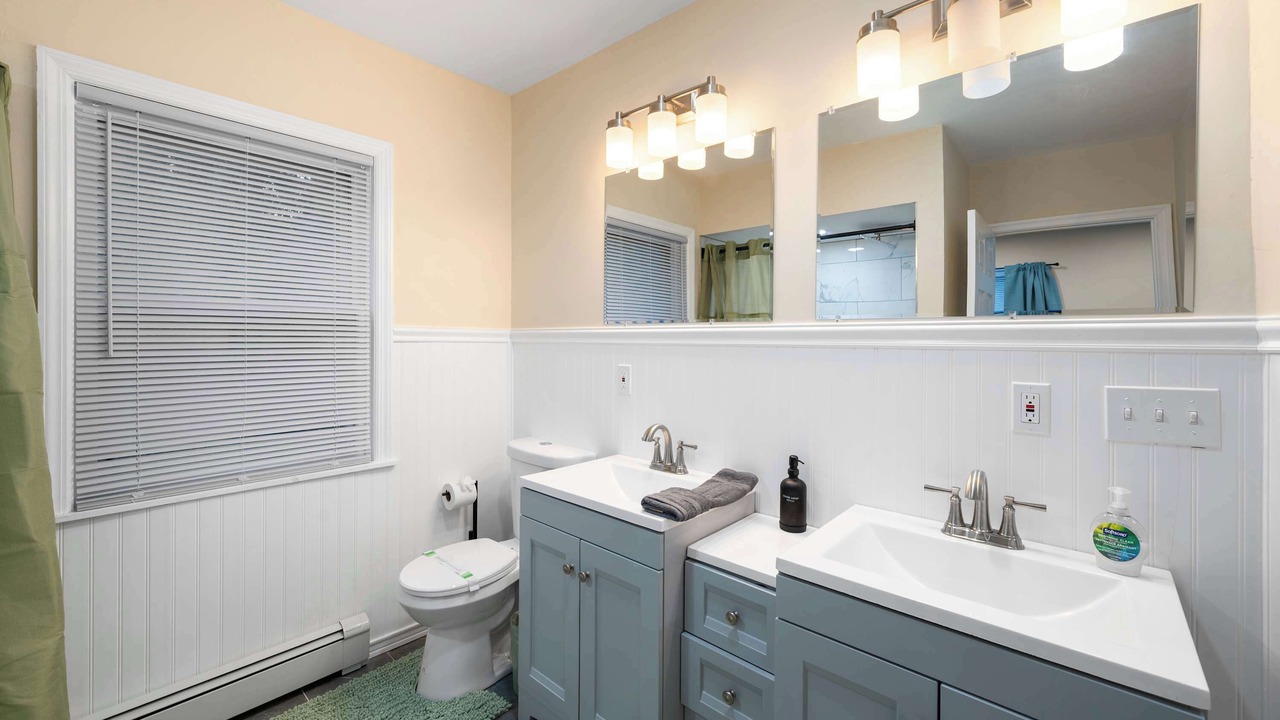 Photo of Bathroom in Sparrow Bush