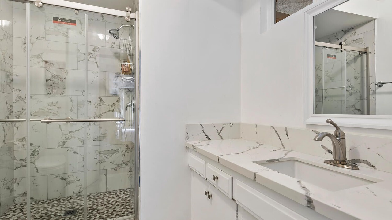 Photo of Bathroom in Valley Glen