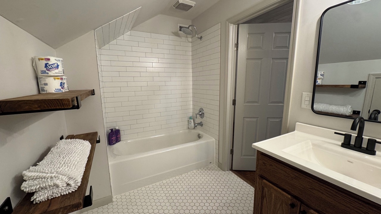 Photo of Bathroom in Duncanville