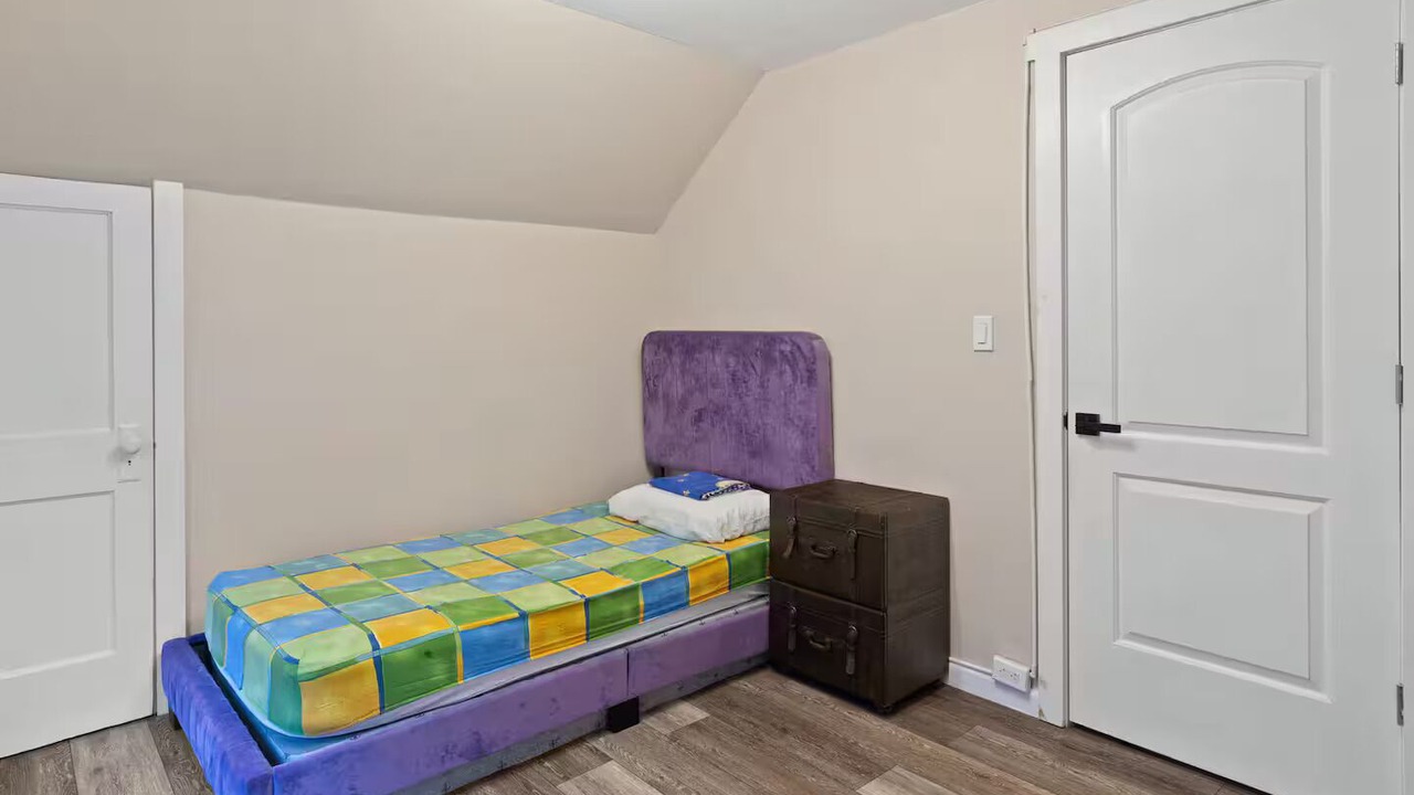 Photo of Bedroom in Tarrytown