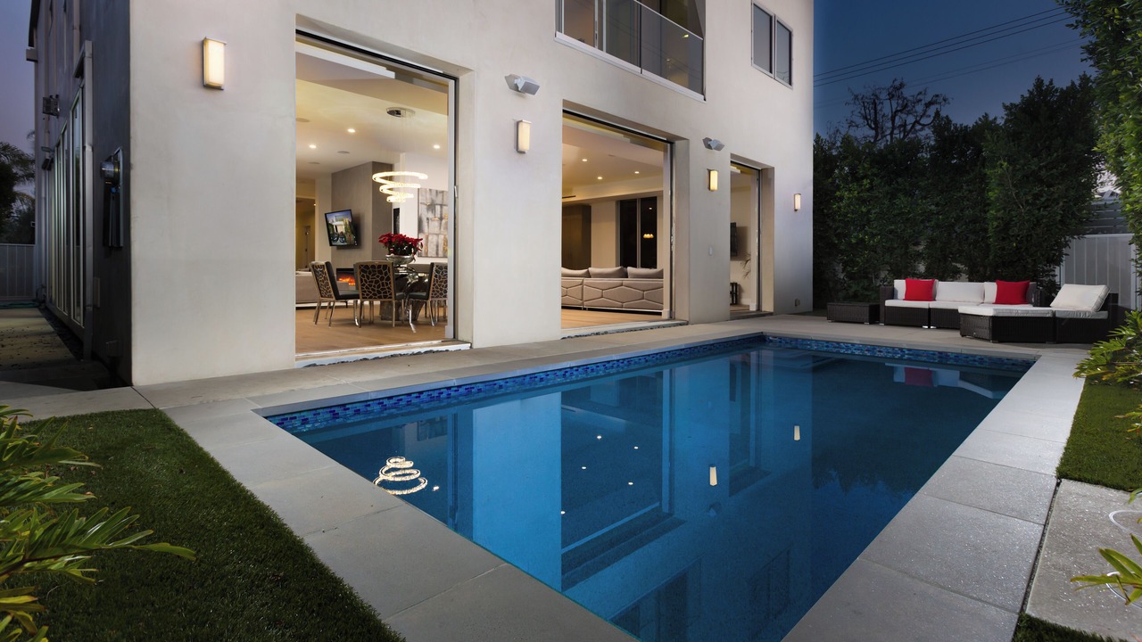 Photo of Outdoor in Melrose