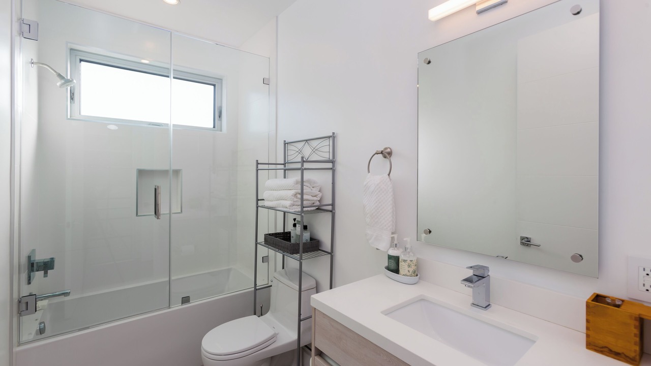 Photo of Bathroom in Melrose