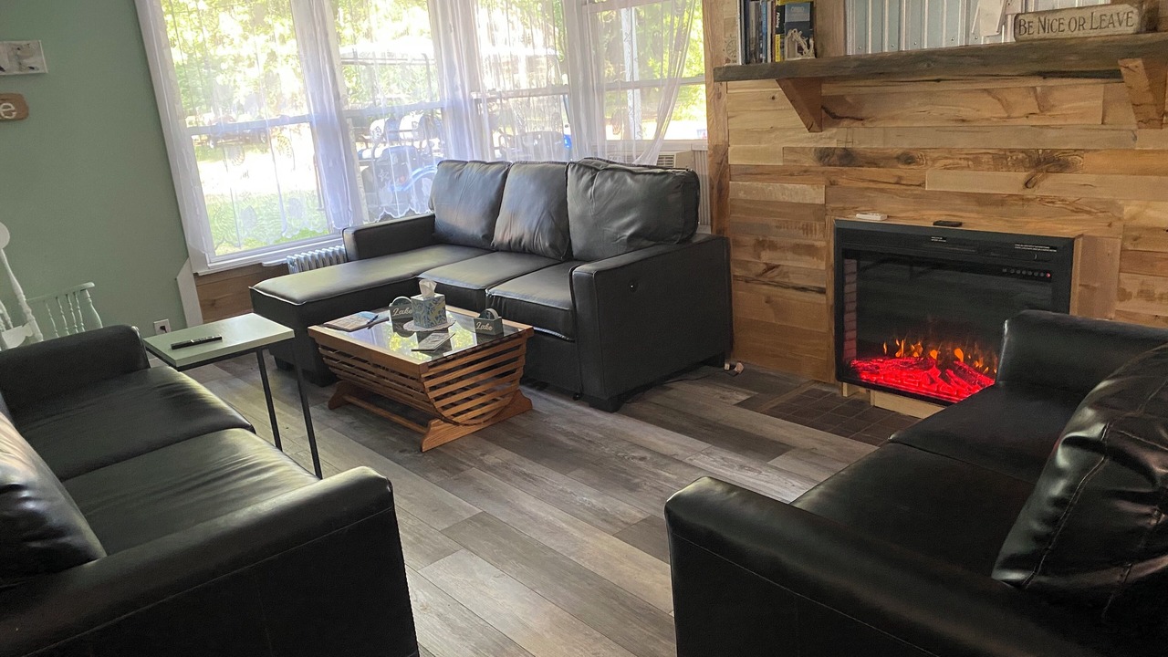Photo of Livingroom in Ashtabula