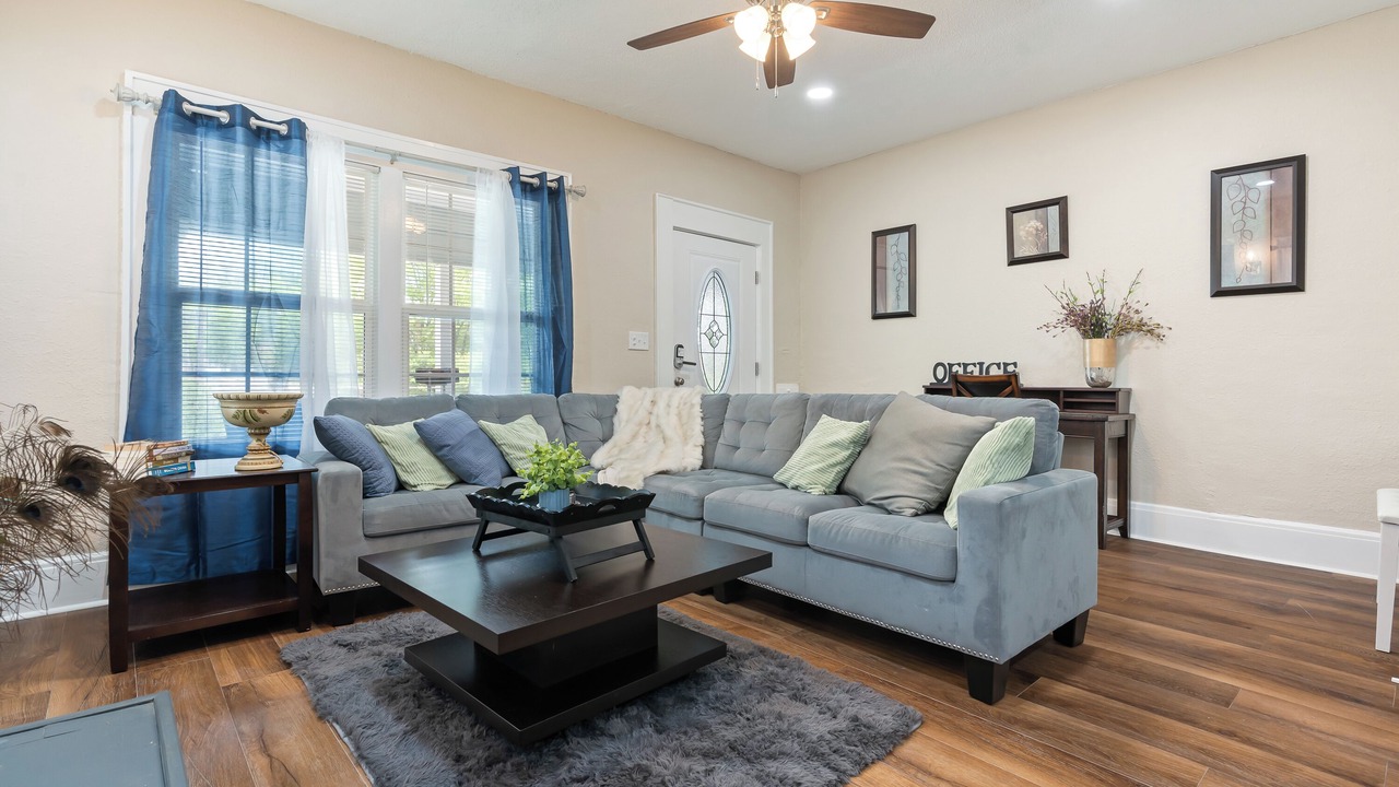 Photo of Livingroom in Birmingham
