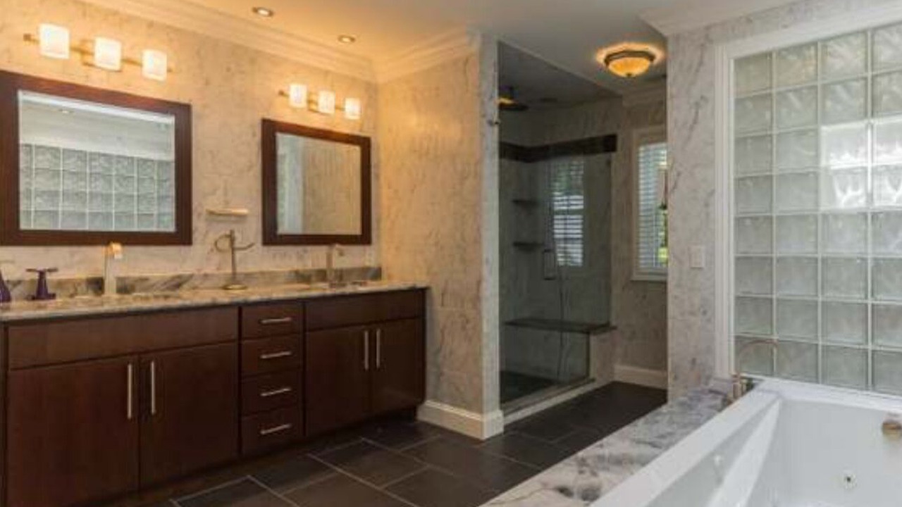 Photo of Bathroom in Richwood