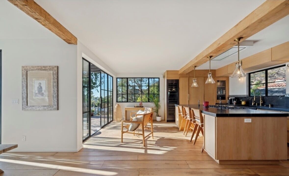 Photo of Kitchen in Hollywoodland