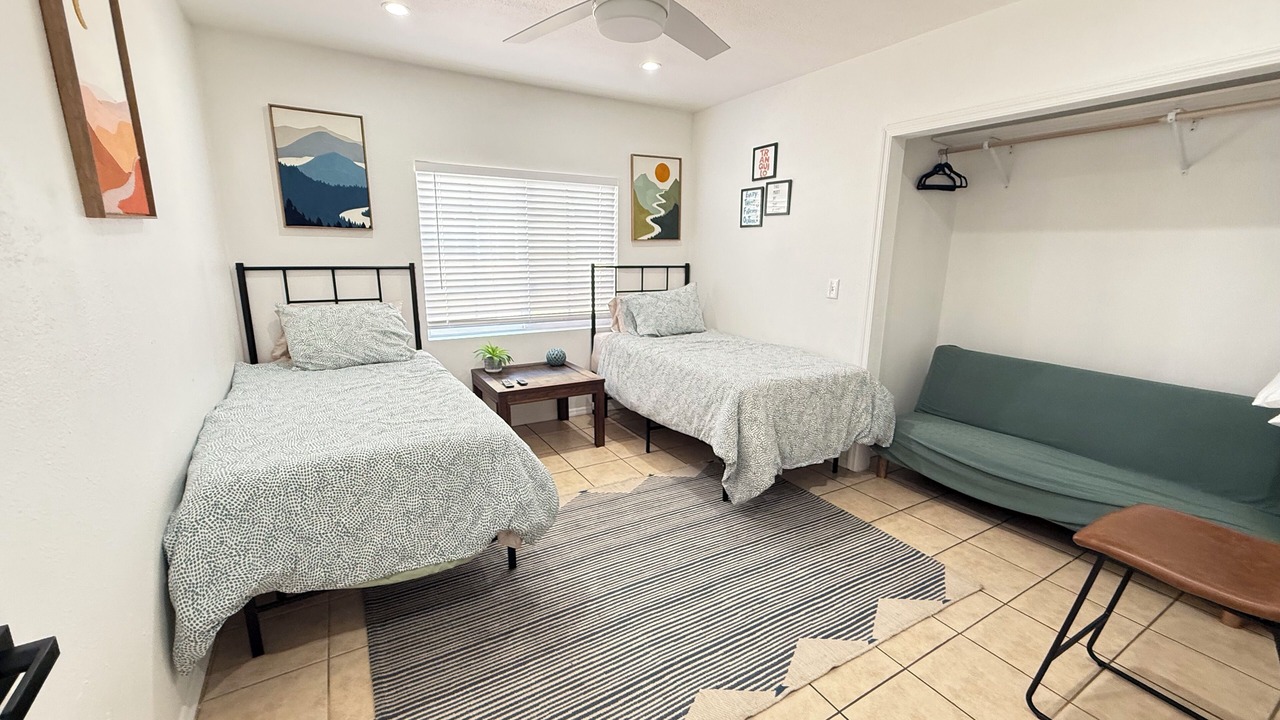 Photo of Bedroom in South Gate