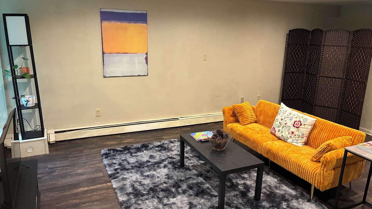 Photo of Livingroom in Lewisboro