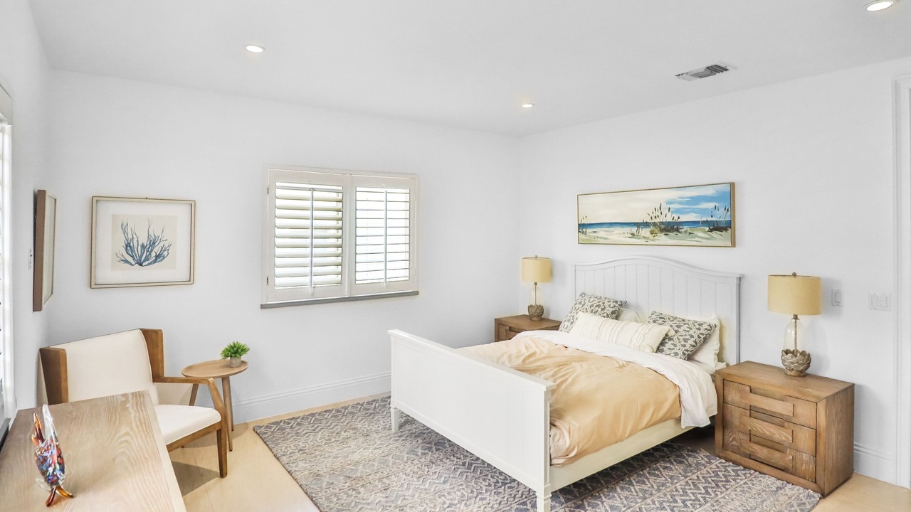 Photo of Bedroom in Alice Town