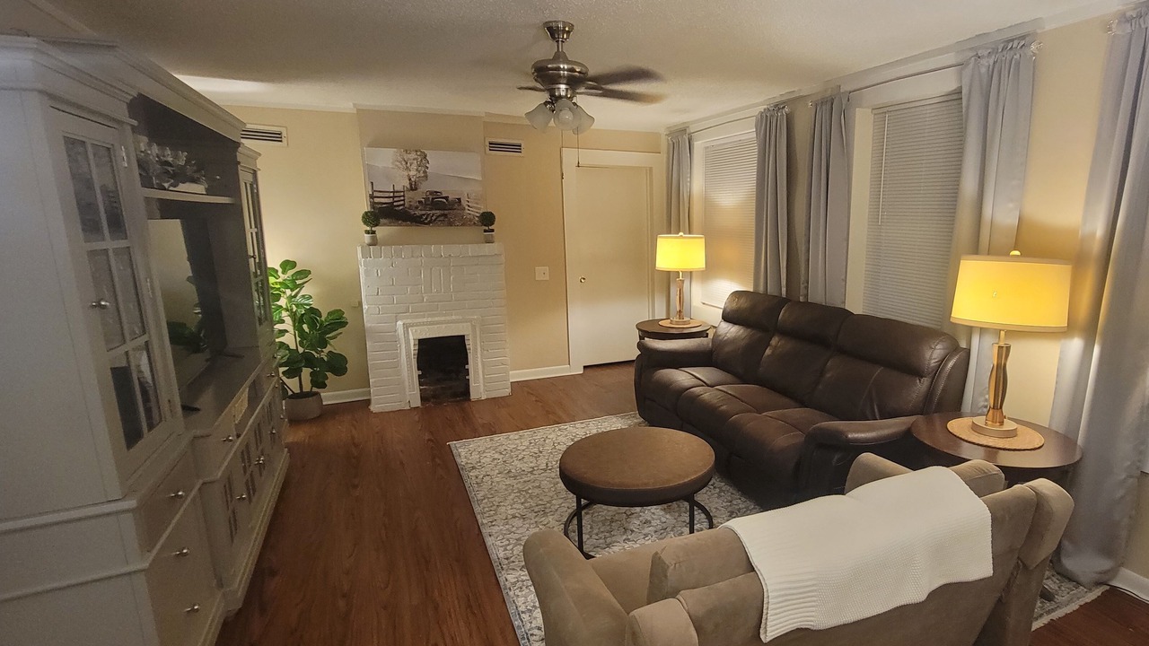 Photo of Livingroom in Ozark