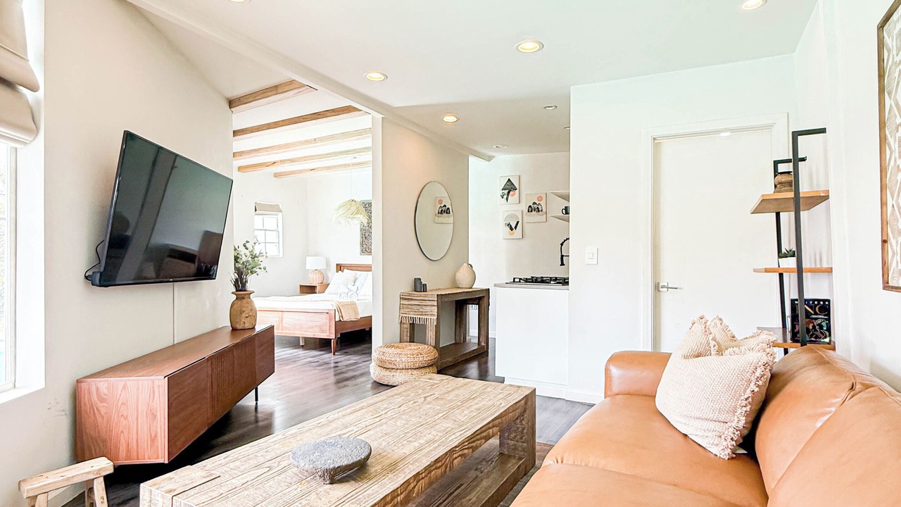 Photo of Livingroom in Ladera Heights