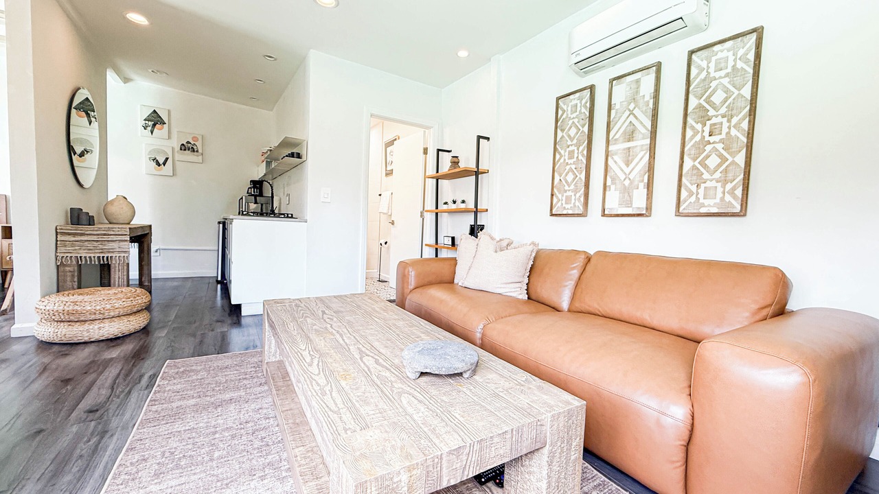 Photo of Livingroom in Ladera Heights