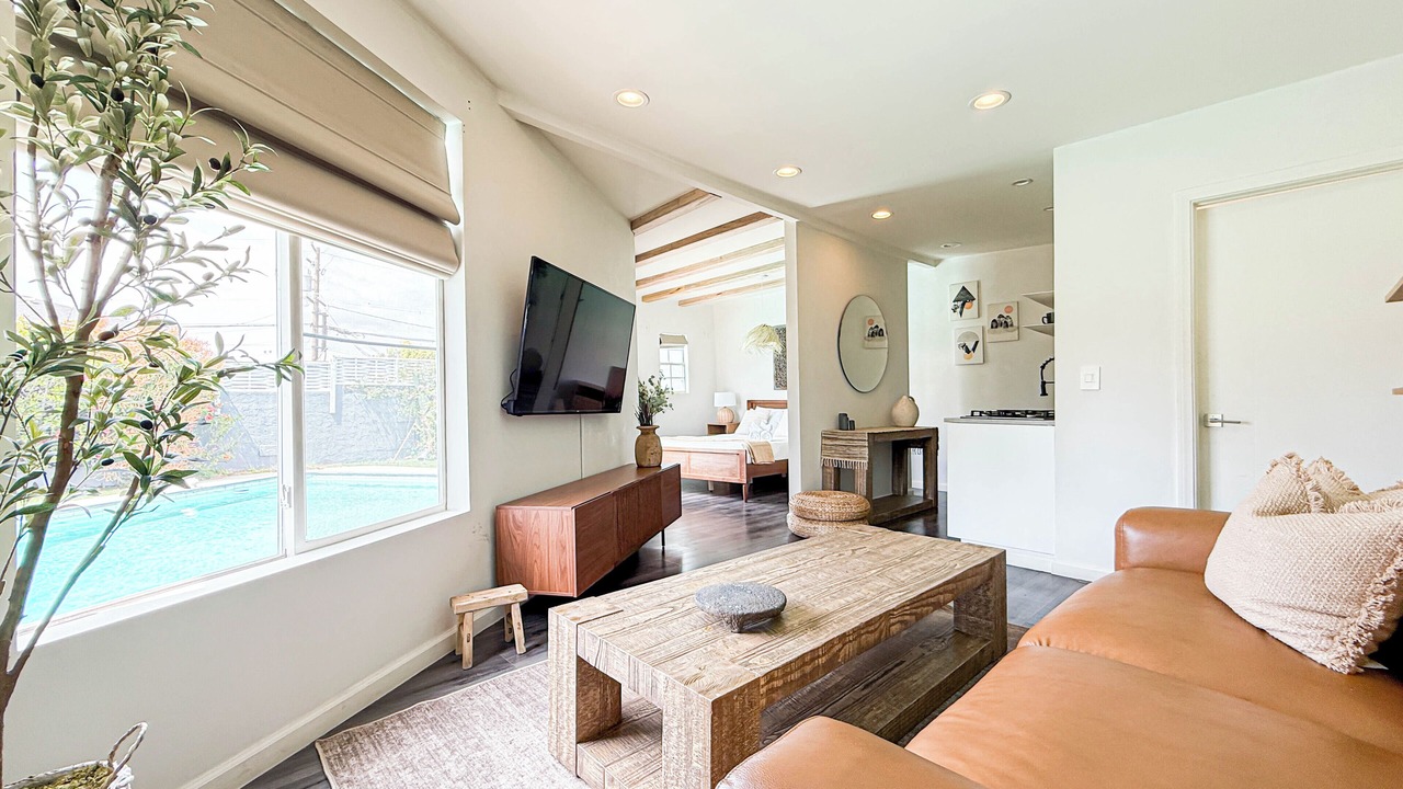 Photo of Livingroom in Ladera Heights