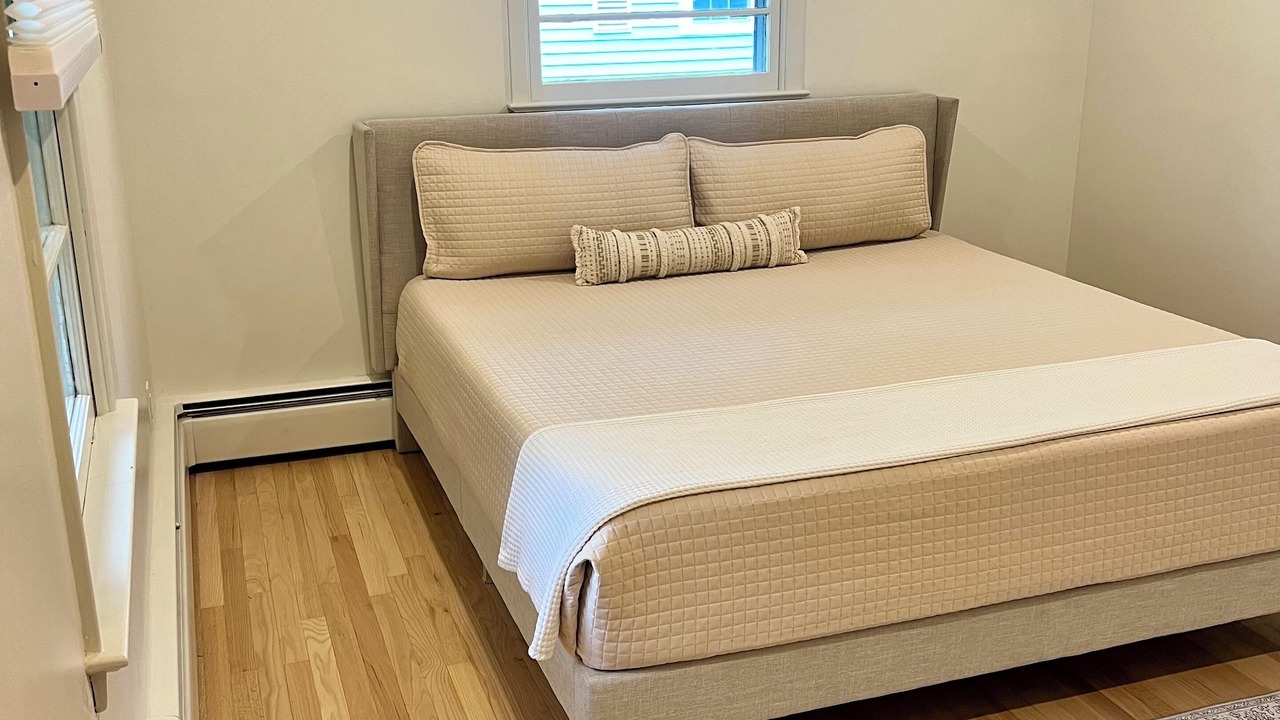 Photo of Bedroom in Pompton Lakes