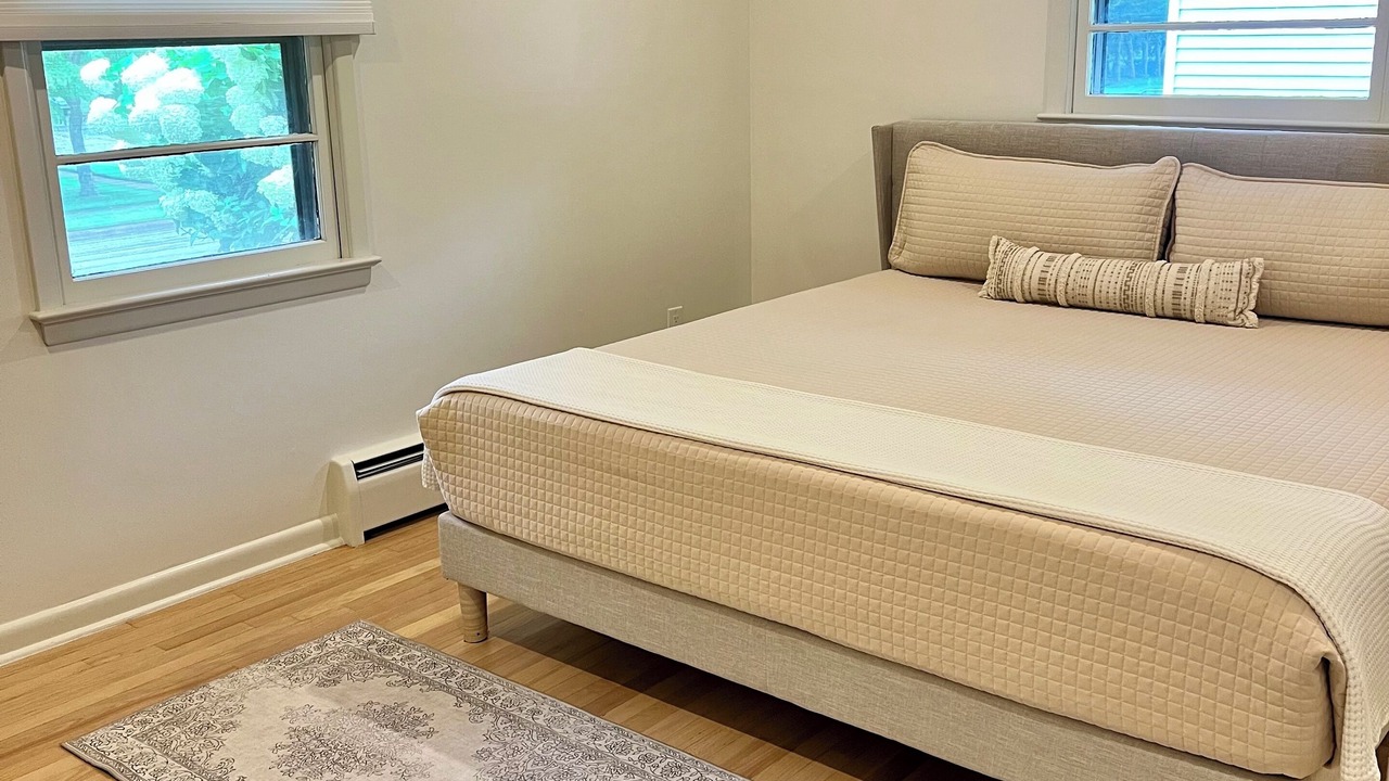 Photo of Bedroom in Pompton Lakes