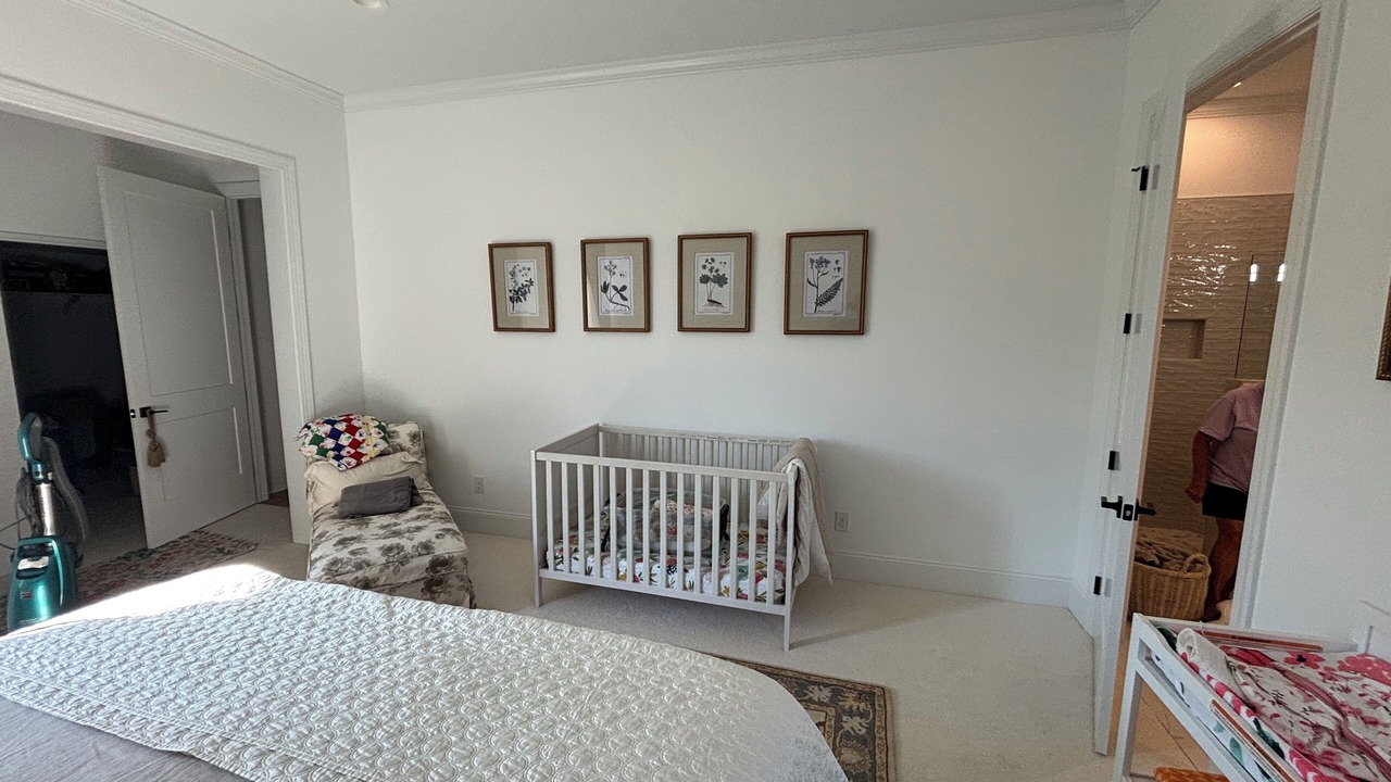 Photo of Bedroom in Northport