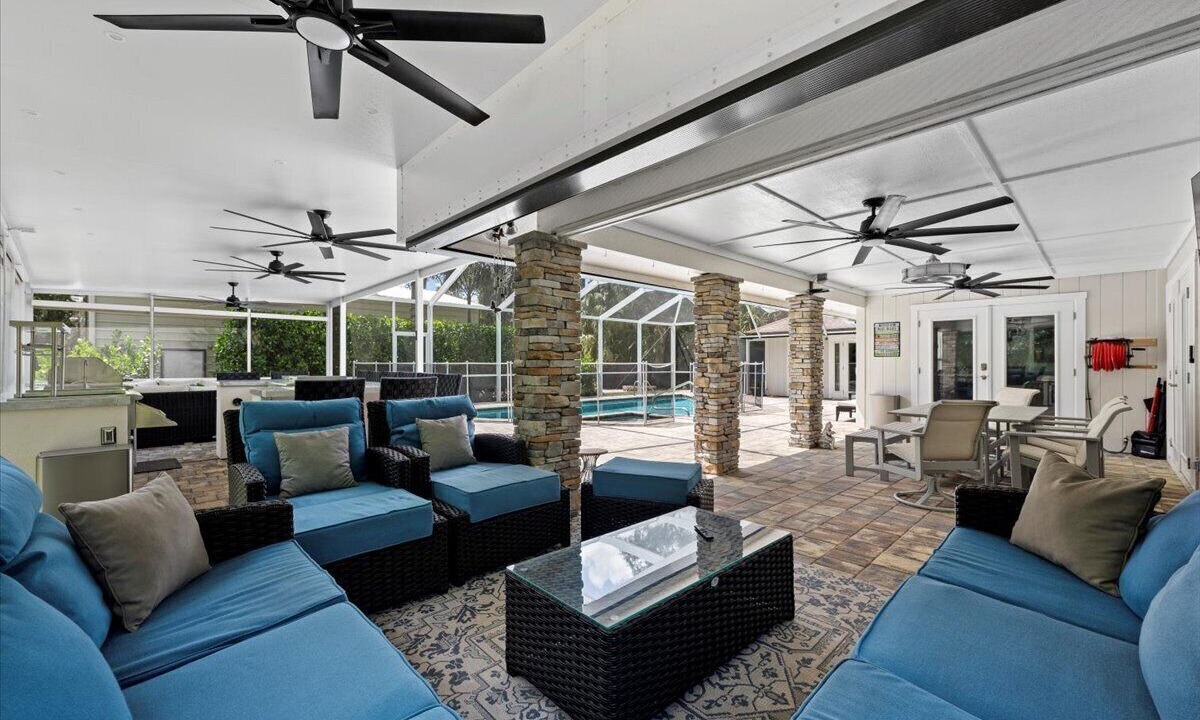 Photo of Patio Balcony in Jupiter Farms