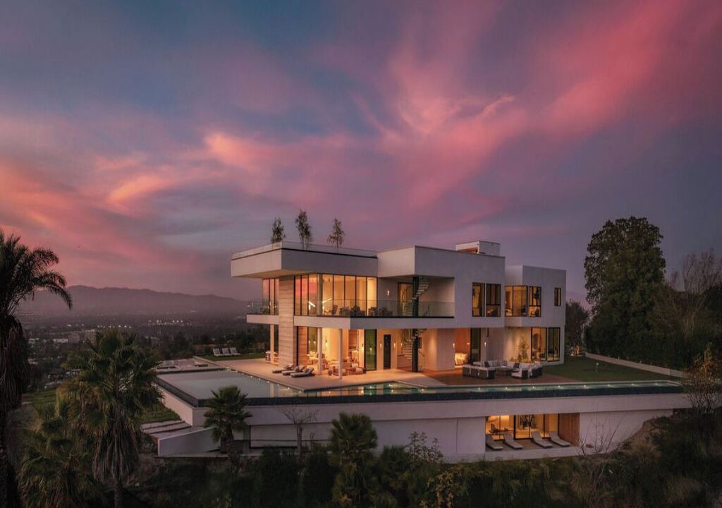 Photo of Outdoor in Encino