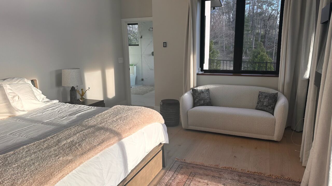Photo of Bedroom in Asheville