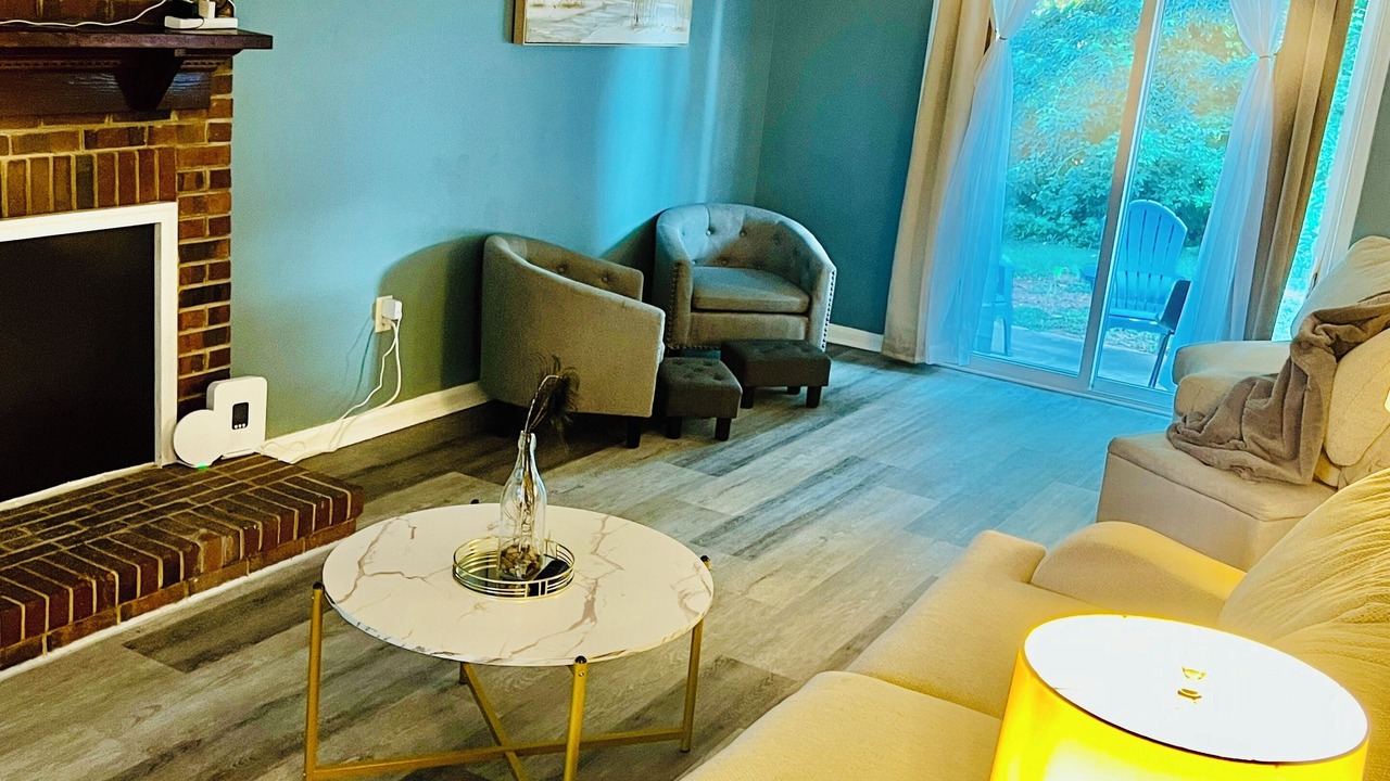 Photo of Livingroom in Toddville Road
