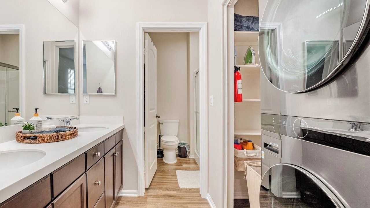 Photo of Bathroom in Lake Elsinore