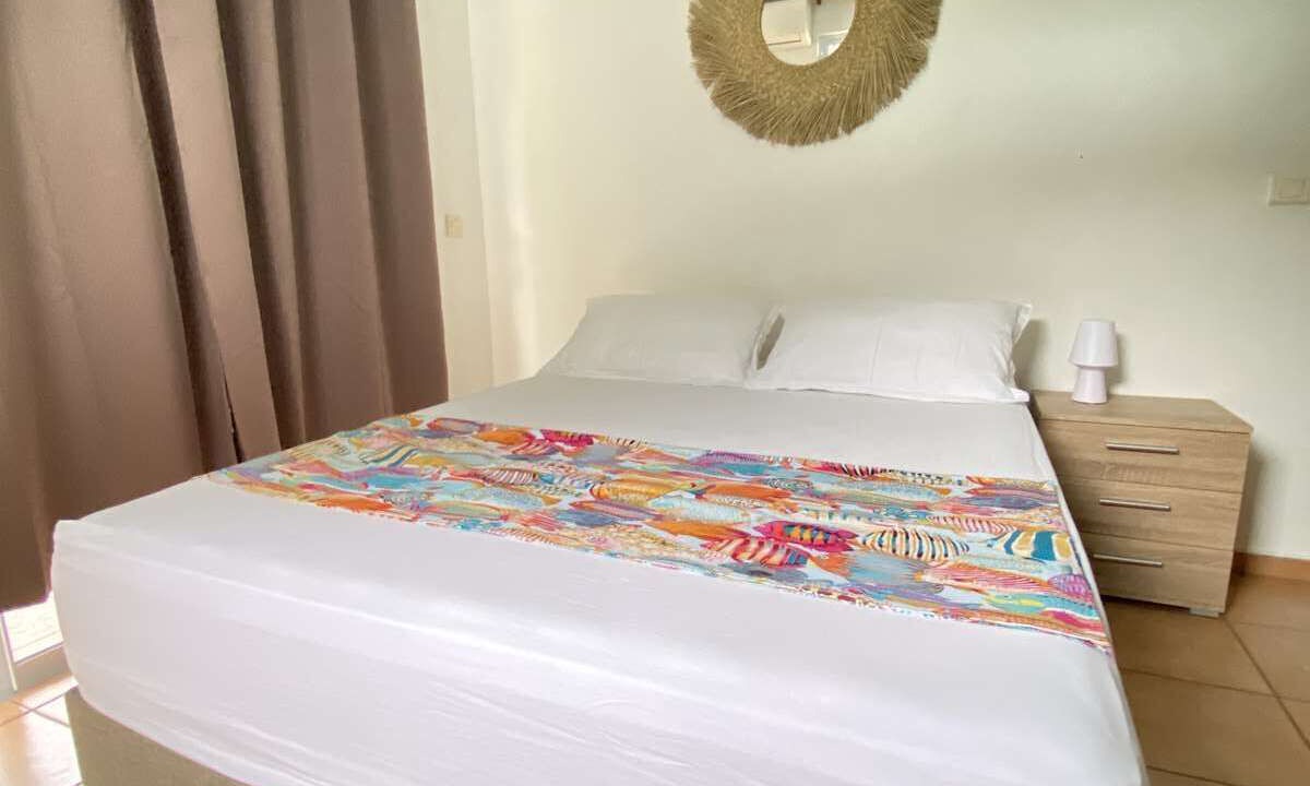 Photo of Bedroom in Teahupoo