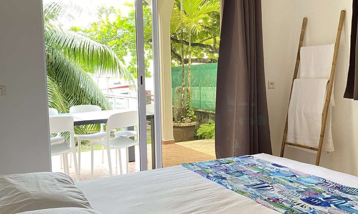 Photo of Bedroom in Teahupoo