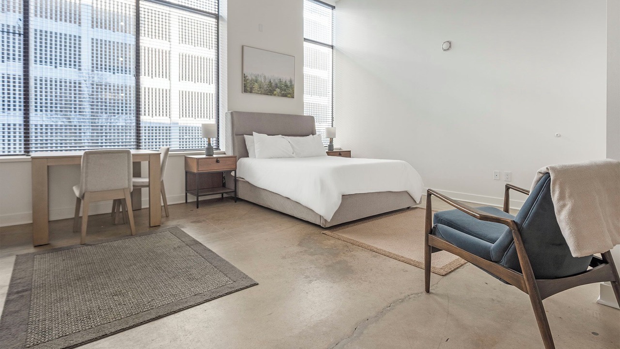 Photo of Bedroom in Central City