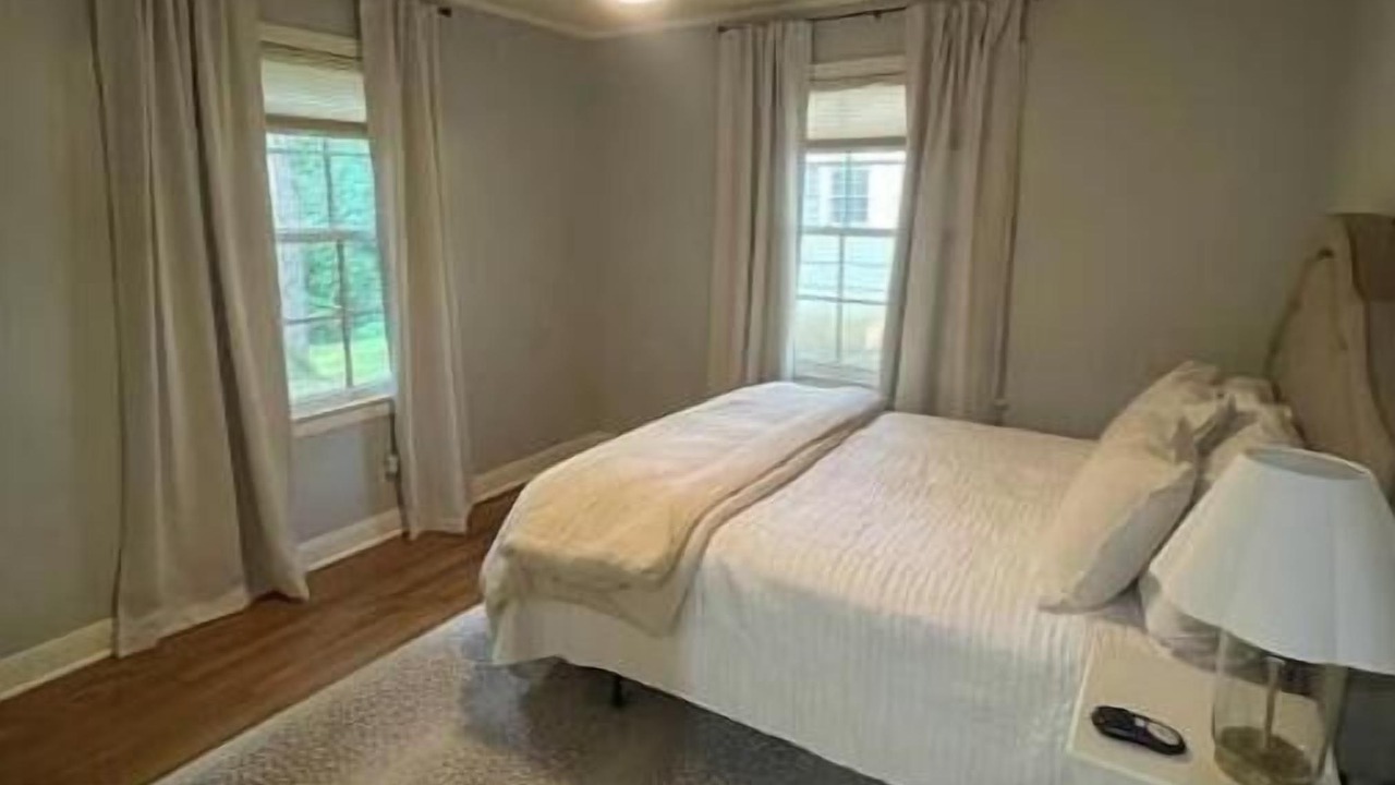 Photo of Bedroom in Tuscaloosa