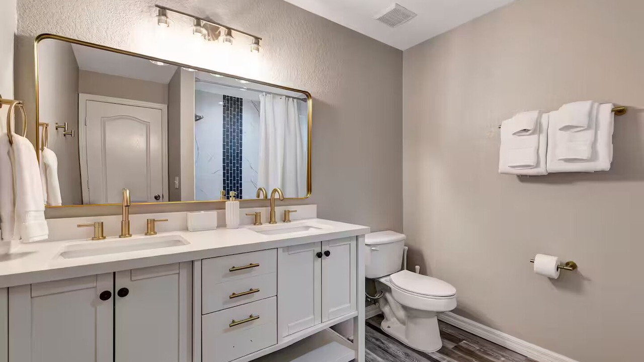 Photo of Bathroom in Silver Creek