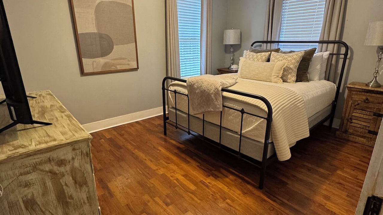 Photo of Bedroom in Tuscaloosa