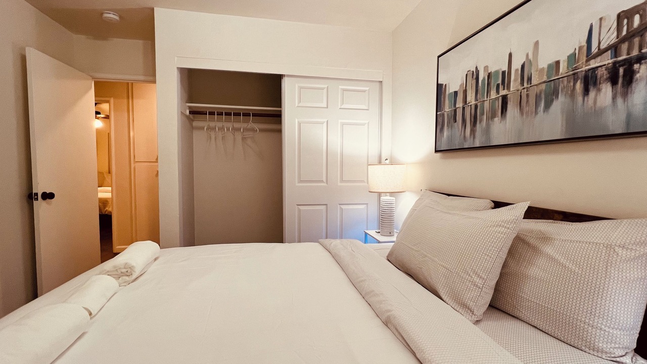 Photo of Bedroom in Castro