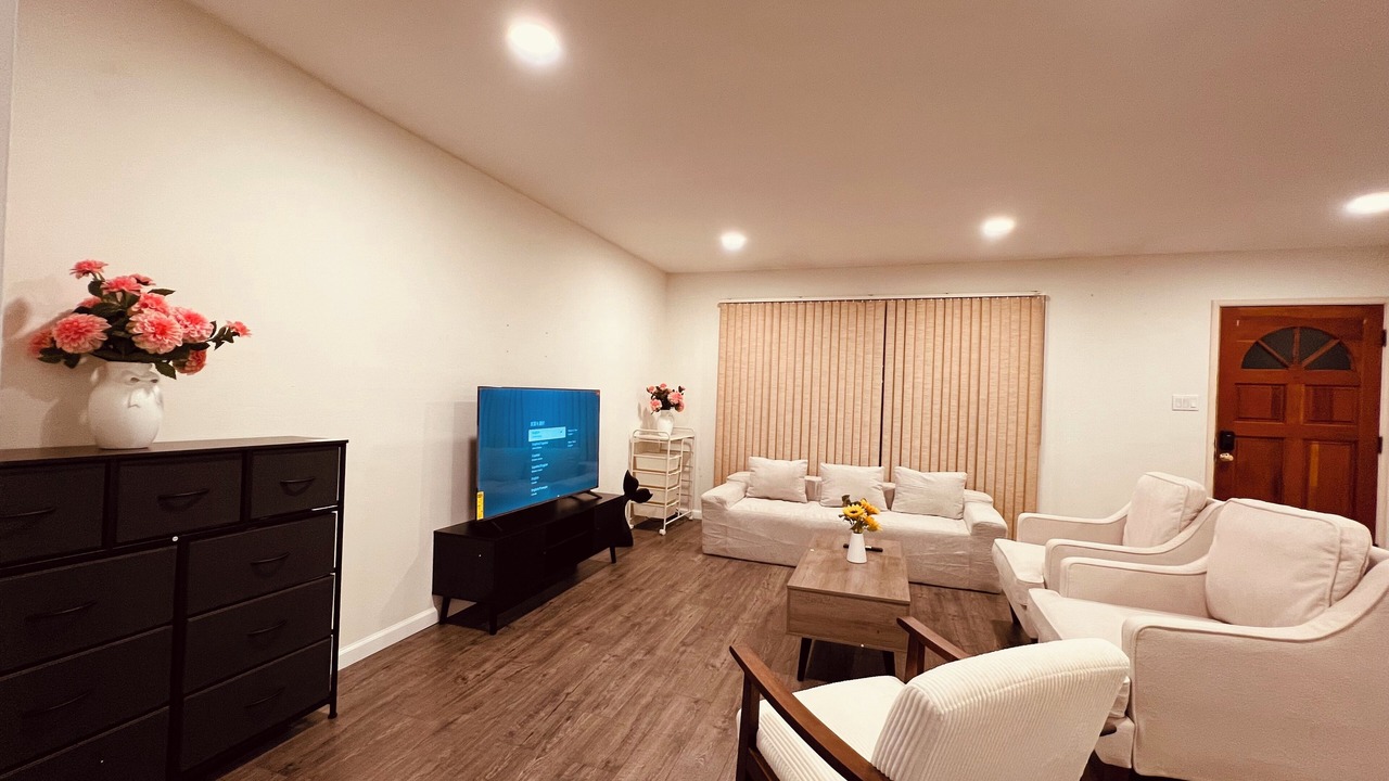 Photo of Livingroom in Castro
