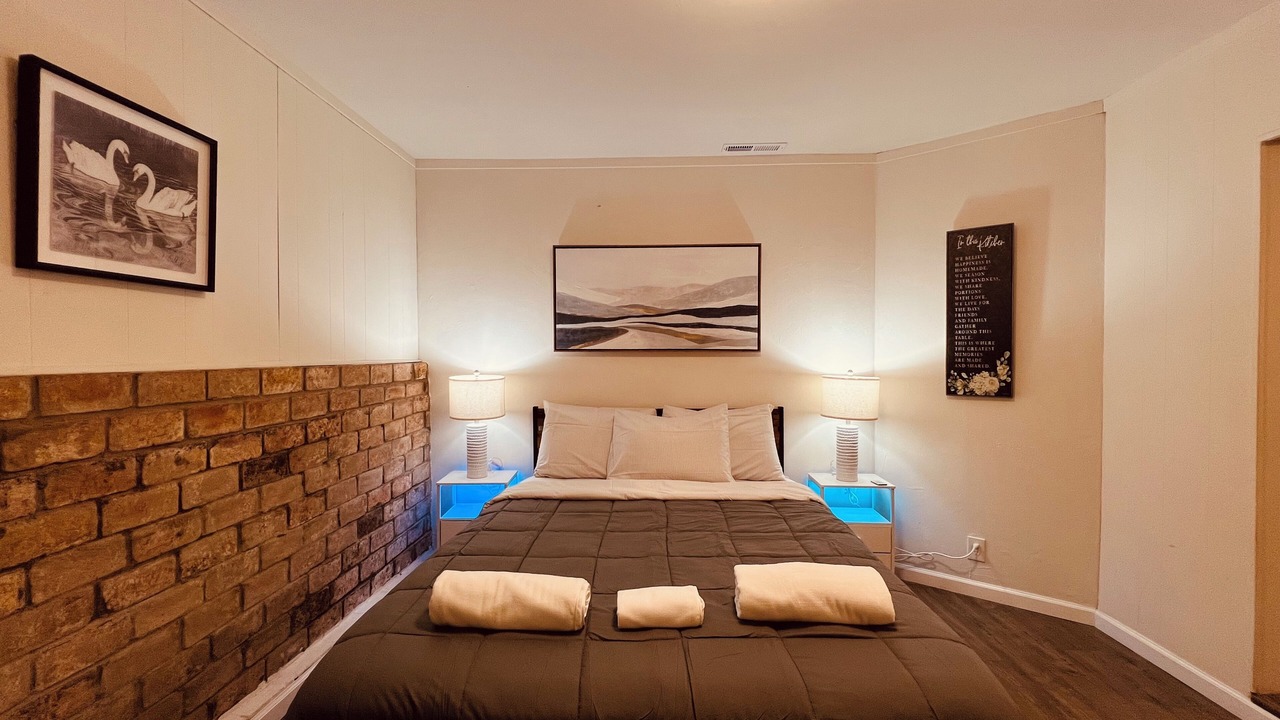 Photo of Bedroom in Castro