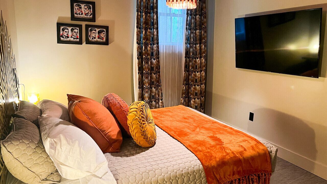 Photo of Bedroom in East Aurora