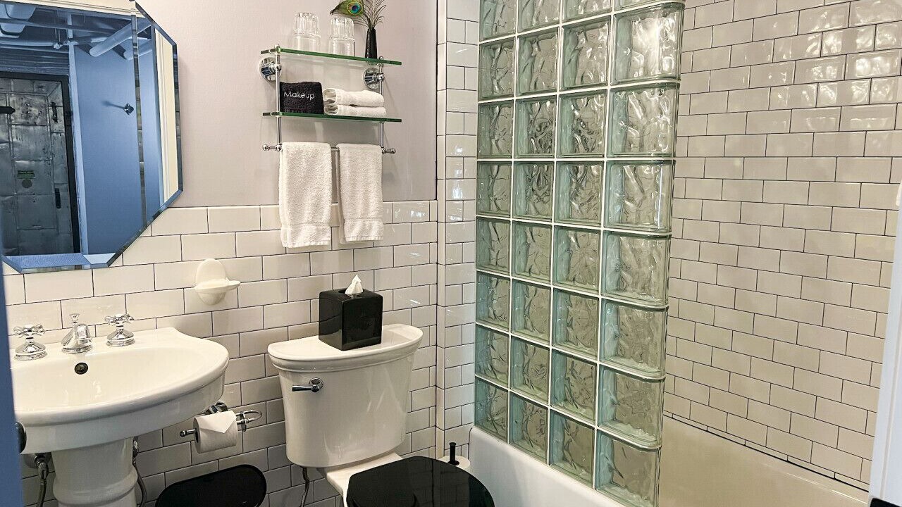 Photo of Bathroom in East Aurora