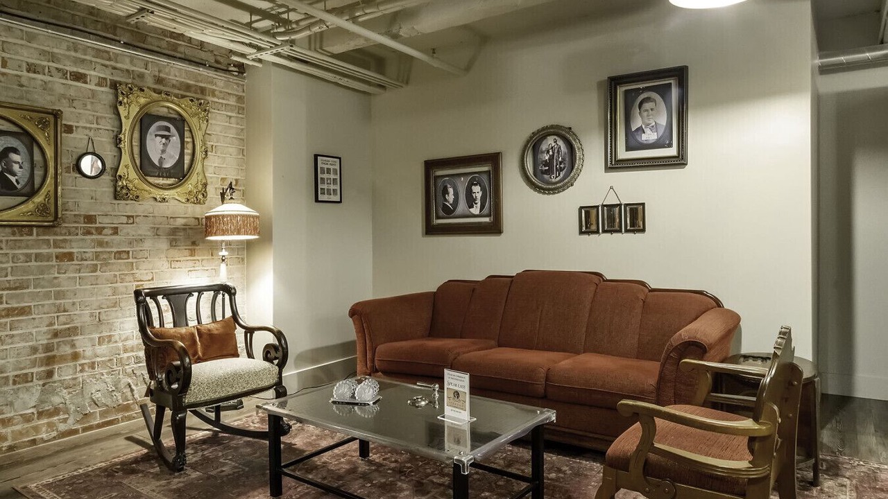 Photo of Livingroom in East Aurora