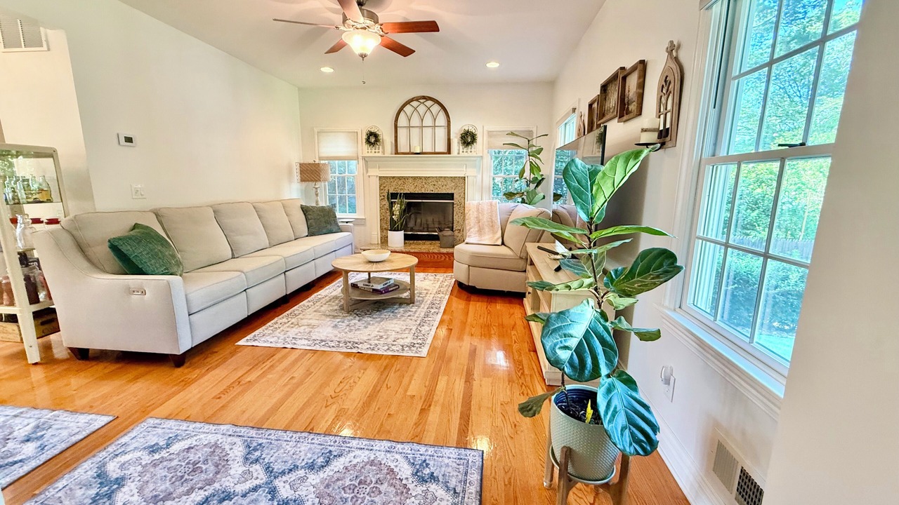 Photo of Livingroom in Mountainside