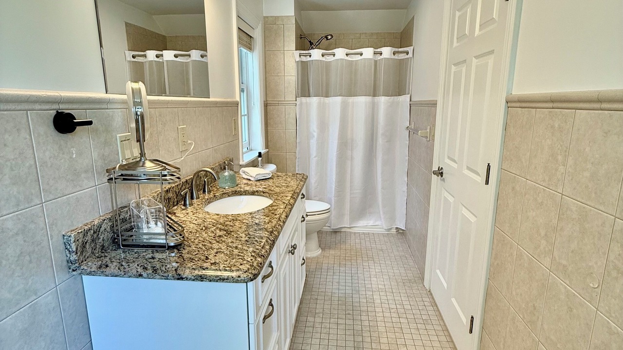 Photo of Bathroom in Mountainside