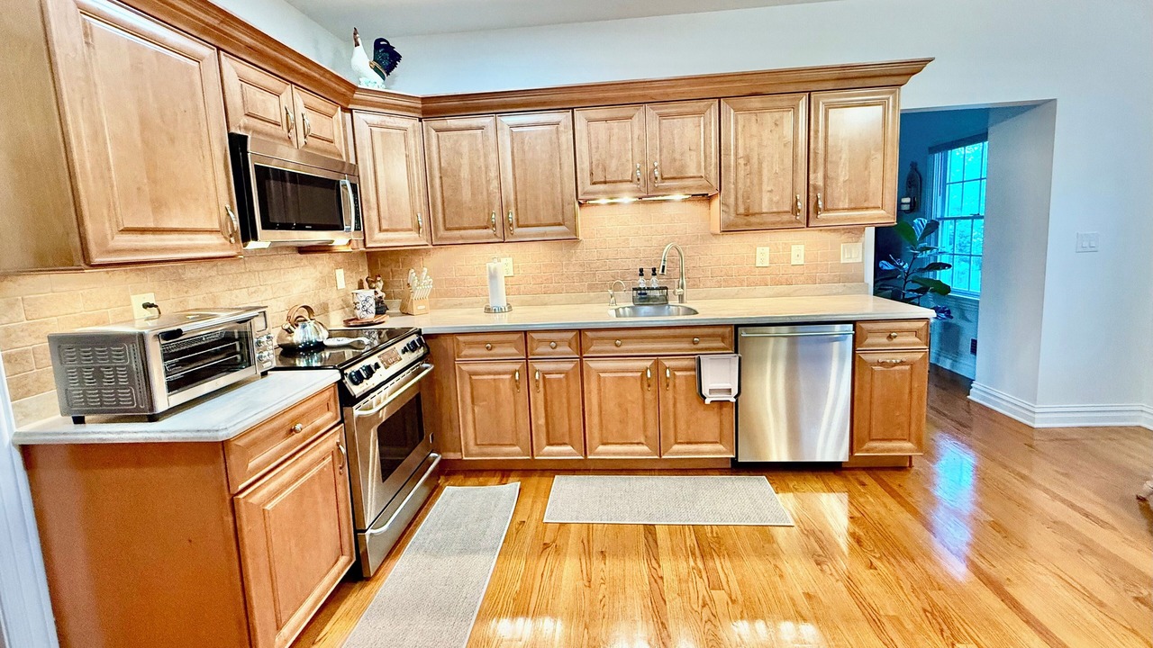 Photo of Kitchen in Mountainside