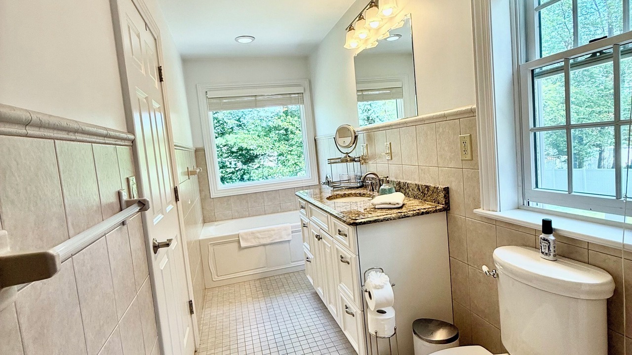 Photo of Bathroom in Mountainside