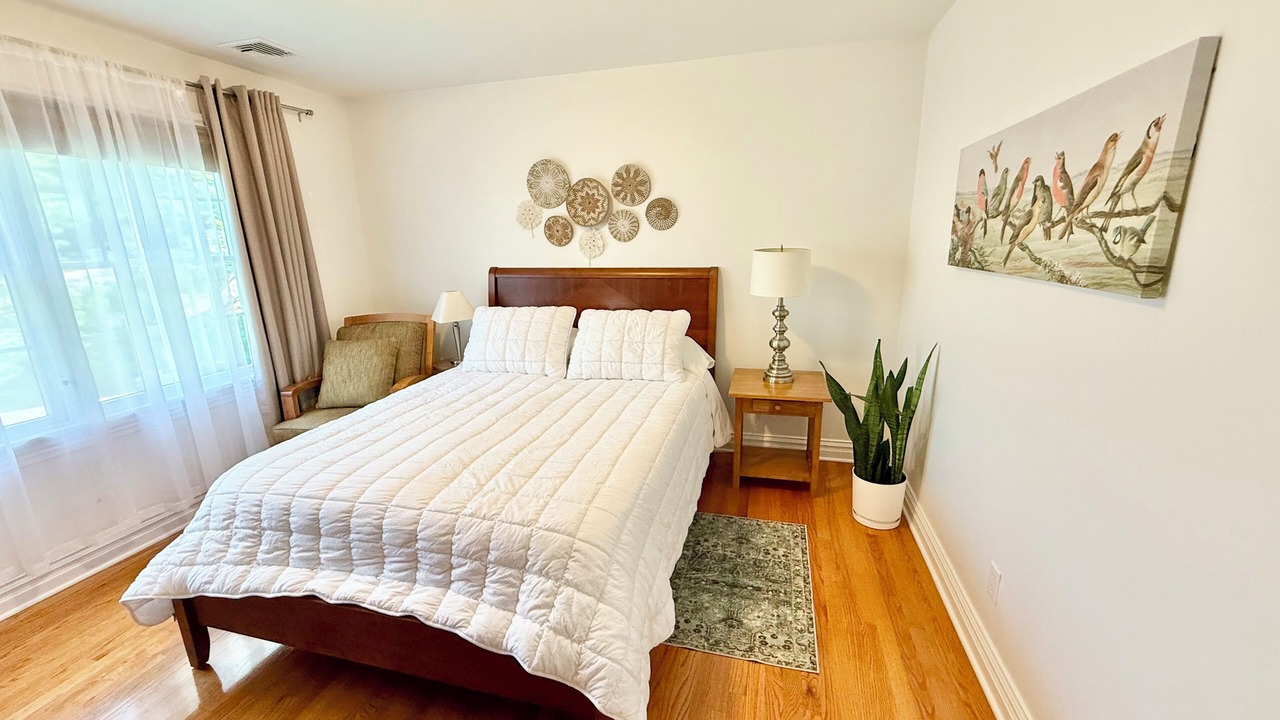 Photo of Bedroom in Mountainside