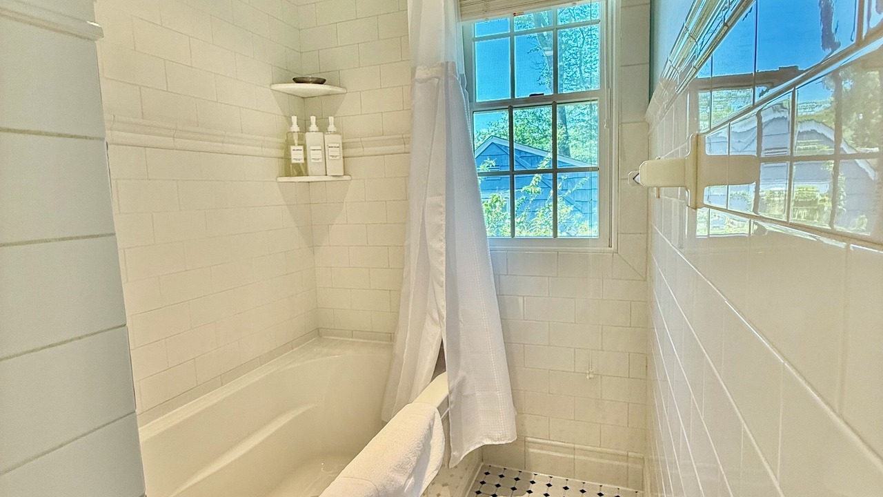 Photo of Bathroom in Mountainside