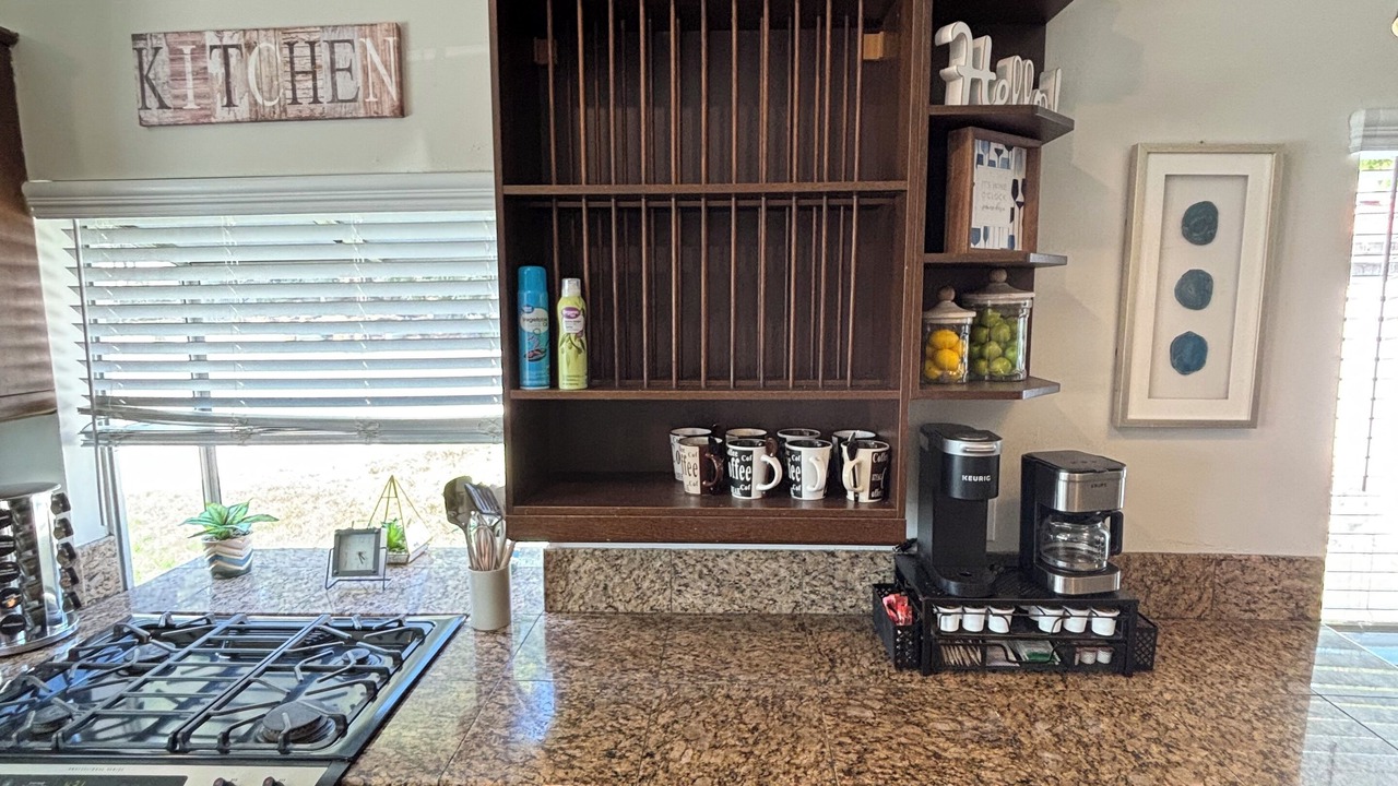Photo of Kitchen in Corona